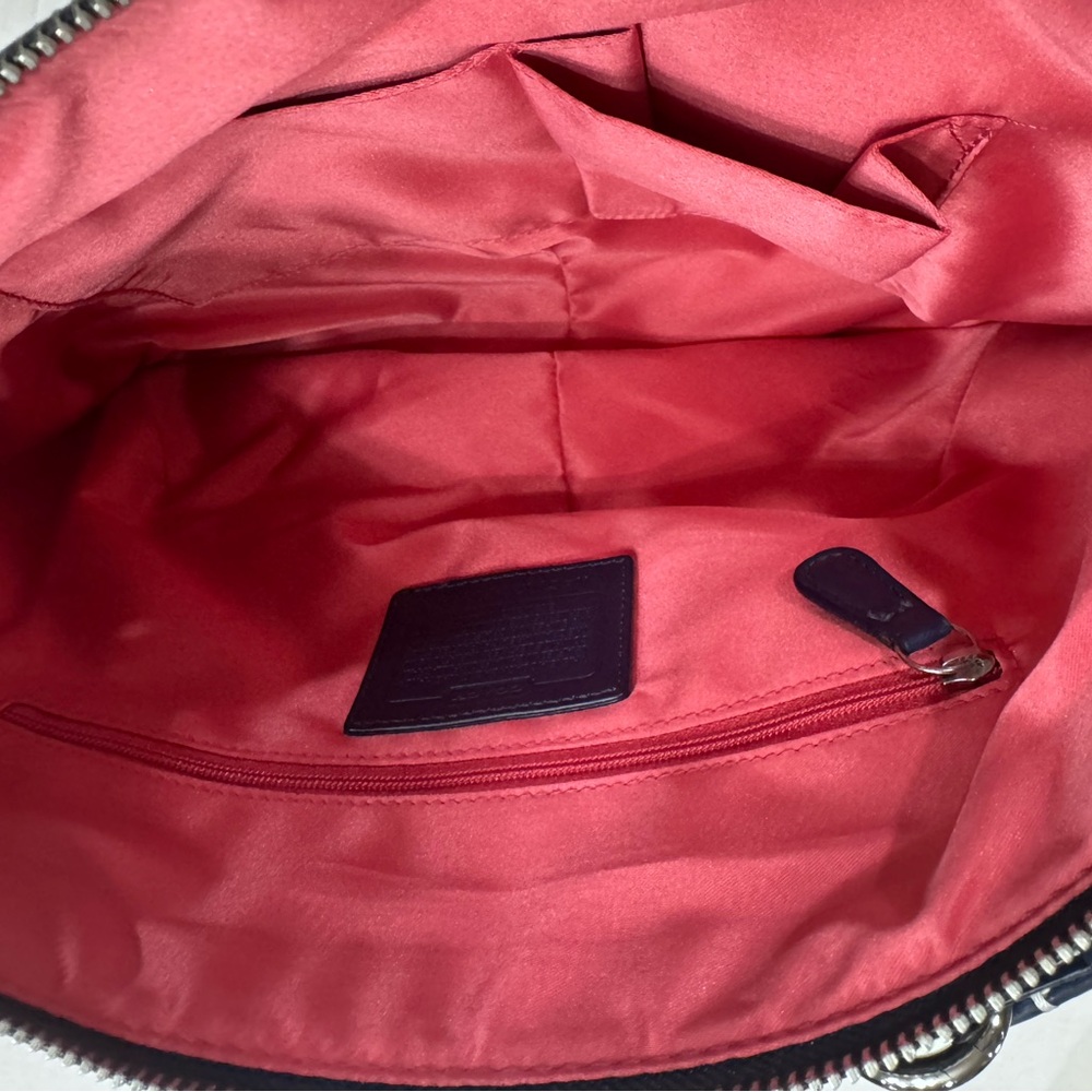 COACH | Vintage | 14886 | Laura Hobo Handbag | rare- discontinued - Picture 4 of 10